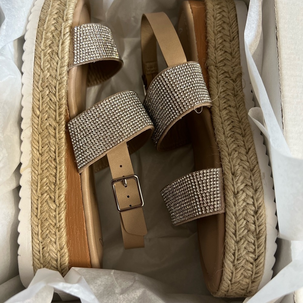 NIB Mari A. Tamara Nude Sandals Size 8.5 Espadrille - Picture 3 of 9